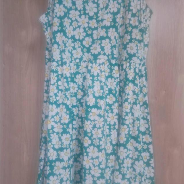 グリーンの花柄ノースリーブワンピース LLサイズ 送料無料 < 女性ファッション グリーンの花柄ノースリーブワンピース LLサイズ 送料無料 < 女性ファッションの