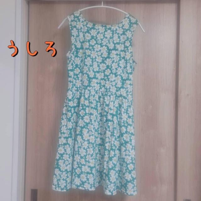 グリーンの花柄ノースリーブワンピース LLサイズ 送料無料 < 女性ファッション グリーンの花柄ノースリーブワンピース LLサイズ 送料無料 < 女性ファッションの