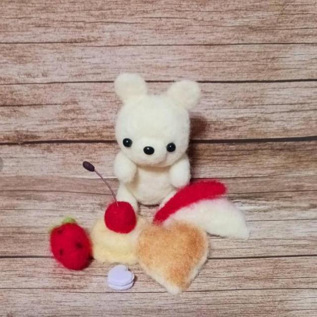 ★羊毛フェルト クマさんパフェ 美味しそう < ペット/手芸/園芸 ★羊毛フェルト クマさんパフェ 美味しそう < ペット/手芸/園芸の