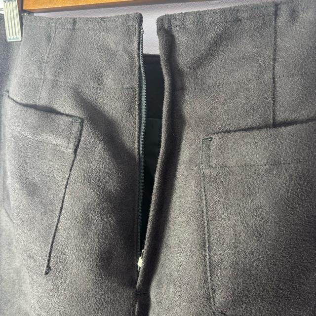 【新品タグ付き】SABUROKU★サブロク フェイクスエード 前スリット タイトスカート ダークブラウン 日本製 前スリット < 女性ファッション 【新品タグ付き】SABUROKU★サブロク フェイクスエード 前スリット タイトスカート ダークブラウン 日本製 前スリット < 女性ファッションの