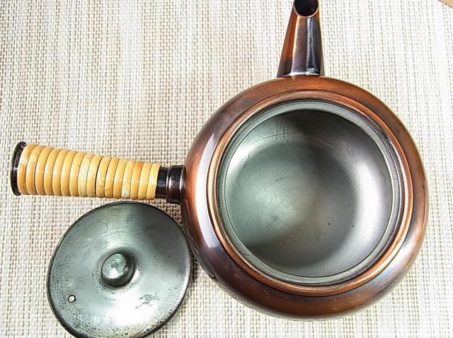 【良品・銅製】急須/木箱付き 風合い豊かな銅のむら感/使いやすいサイズ/長期保管品/USED扱い < インテリア/ライフ 【良品・銅製】急須/木箱付き 風合い豊かな銅のむら感/使いやすいサイズ/長期保管品/USED扱い < インテリア/ライフの