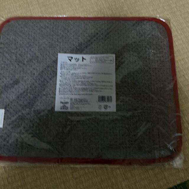 サンリオキャラクターズ いちご柄 スクエアマット < インテリア/ライフ サンリオキャラクターズ いちご柄 スクエアマット < インテリア/ライフの