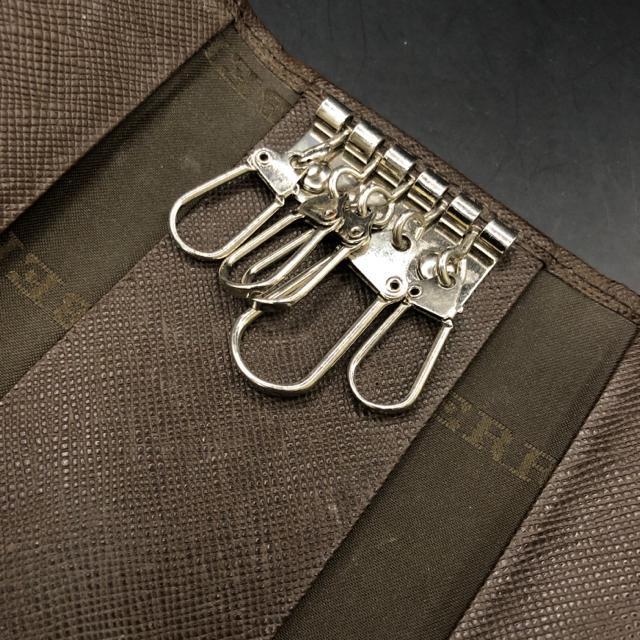 即決 BURBERRY バーバリー 5連キーケース < ブランド 即決 BURBERRY バーバリー 5連キーケース < ブランドの