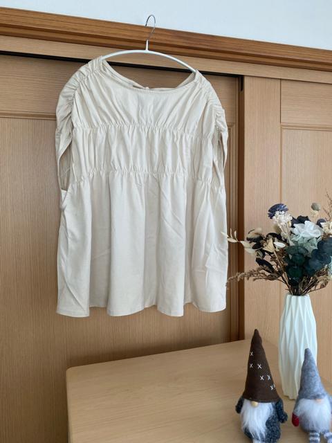 *新品未使用(タグなし)/CLASSCAL ELF/2wayシャーリングトップス* < 女性ファッション *新品未使用(タグなし)/CLASSCAL ELF/2wayシャーリングトップス* < 女性ファッションの