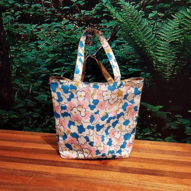 TSUMORI CHISATO アンバーゴールド 花柄 リバーシブルトートバック < 女性ファッション  TSUMORI CHISATO アンバーゴールド 花柄 リバーシブルトートバック < 女性ファッションの