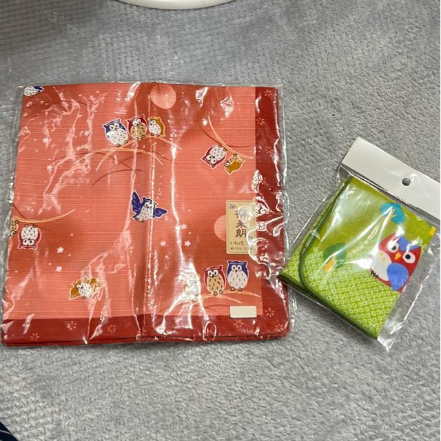 (新品)ふくろう柄・ハンカチ/大・小(2枚セット) < 女性ファッション (新品)ふくろう柄・ハンカチ/大・小(2枚セット) < 女性ファッションの
