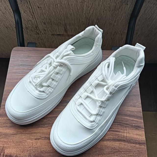 新品 25.5cm メンズ スニーカー ホワイト シューズ 靴 カジュアル < 男性ファッション  新品 25.5cm メンズ スニーカー ホワイト シューズ 靴 カジュアル  < 男性ファッションの