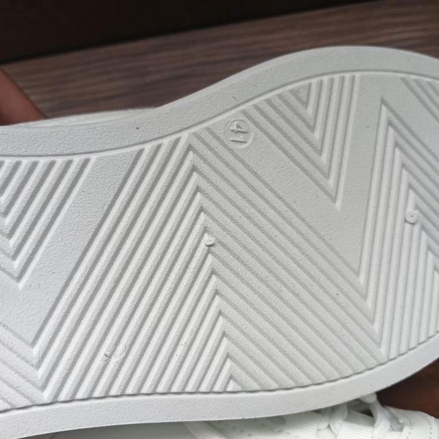 新品 25.5cm メンズ スニーカー ホワイト シューズ 靴 カジュアル < 男性ファッション  新品 25.5cm メンズ スニーカー ホワイト シューズ 靴 カジュアル < 男性ファッションの