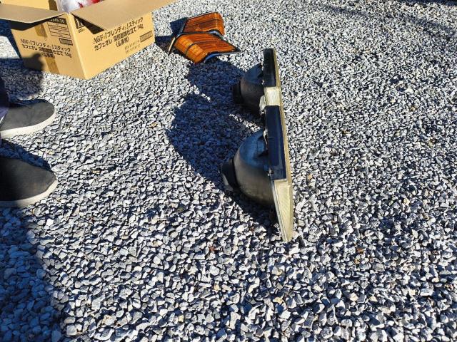 430セドリック用ハロゲン角型ライト左右 < 自動車/バイク 430セドリック用ハロゲン角型ライト左右 < 自動車/バイク