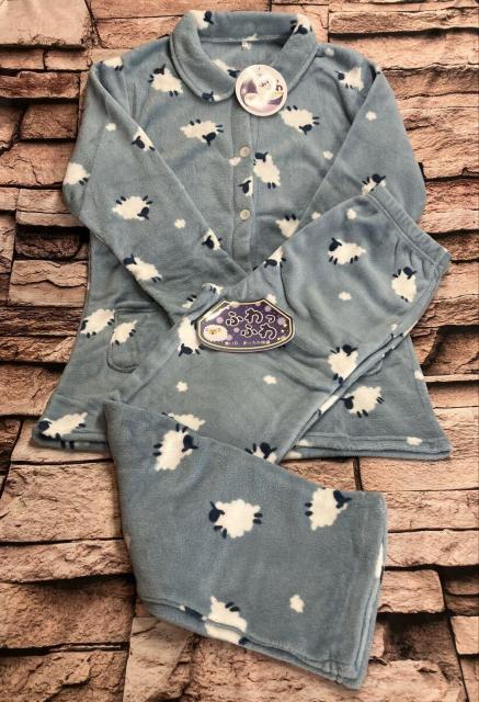 送料無料!ゆったりサイズ!ふわふわ&あったか!サンゴフリース レディース前開きパジャマ【ひつじA】(画像から)1組 < 女性ファッション 送料無料!ゆったりサイズ!ふわふわ&あったか!サンゴフリース レディース前開きパジャマ【ひつじA】(画像から)1組 < 女性ファッションの