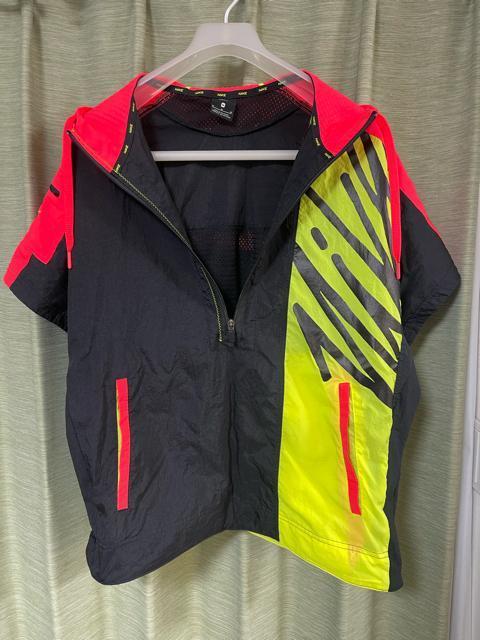 Nike �i�C�L�@�t�[�h�t���E�B���h�u���[�J�[ ��/��/���΁@�T�C�YM  �n�[�t�W�b�v ���� �E�C���h�u���[�J�[ �W���P�b�g �� �u�����h�� 