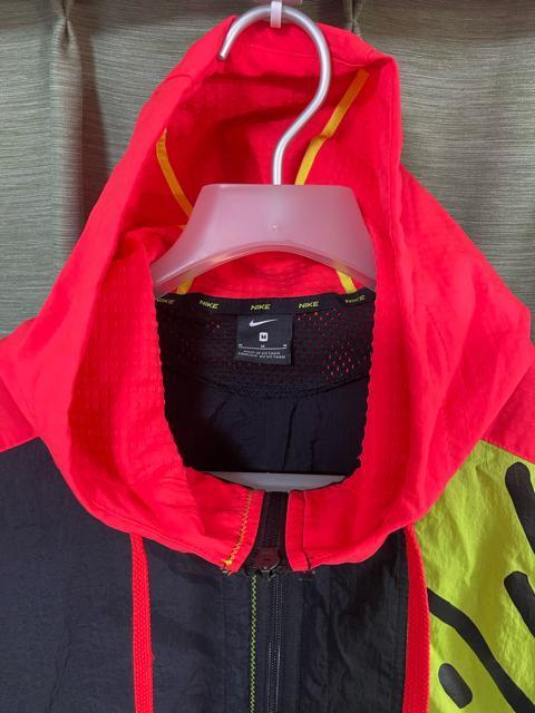 Nike �i�C�L�@�t�[�h�t���E�B���h�u���[�J�[ ��/��/���΁@�T�C�YM  �n�[�t�W�b�v ���� �E�C���h�u���[�J�[ �W���P�b�g �� �u�����h�� 