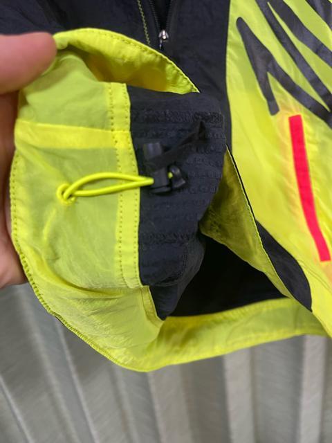 Nike �i�C�L�@�t�[�h�t���E�B���h�u���[�J�[ ��/��/���΁@�T�C�YM  �n�[�t�W�b�v ���� �E�C���h�u���[�J�[ �W���P�b�g �� �u�����h�� 