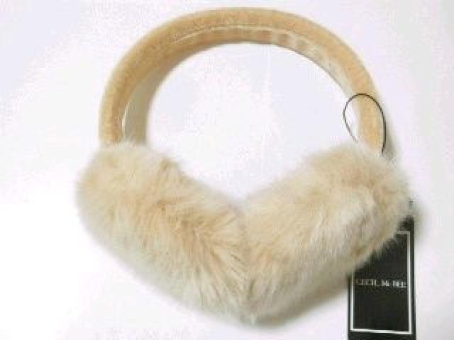 【CECIL McBEE/セシルマクビー】ふわふわ♪ファー耳あて イヤーマフ < ブランド 【CECIL McBEE/セシルマクビー】ふわふわ♪ファー耳あて イヤーマフ < ブランドの
