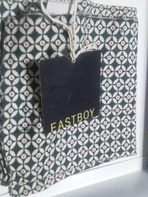 イーストボーイ タグ付き ハンカチ2 新品 < ブランド  イーストボーイ タグ付き ハンカチ2 新品  < ブランドの