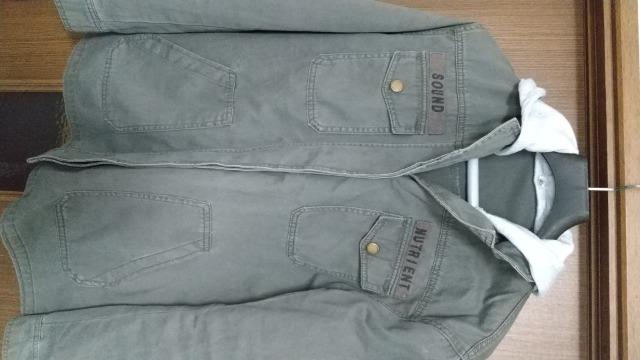 カーキ◆ミリタリー◆Sサイズ(大きめのS) < 女性ファッション カーキ◆ミリタリー◆Sサイズ(大きめのS) < 女性ファッションの