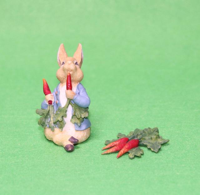 ピーター・ラビット  食玩ミニチュアフィギュア < おもちゃ  ピーター・ラビット  食玩ミニチュアフィギュア < おもちゃの
