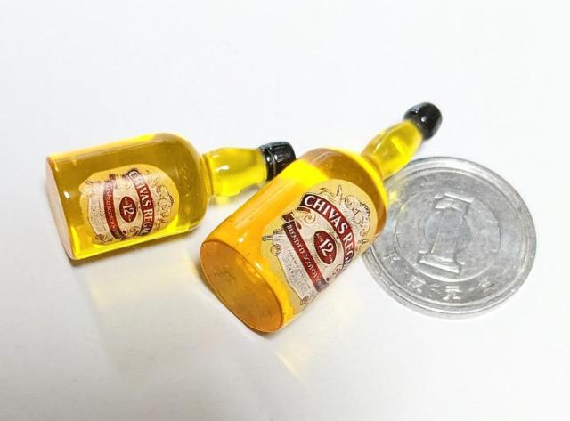 ミニチュア★シーバスリーガル12年★2本セット★色違いあります★ドールハウスに★ < おもちゃ  ミニチュア★シーバスリーガル12年★2本セット★色違いあります★ドールハウスに★ < おもちゃの