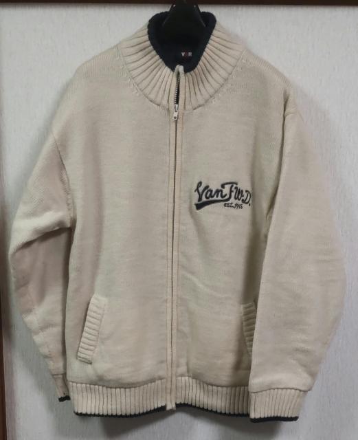 VANJAC★FWD★フルジップセーター●キルティング★L < 男性ファッション  VANJAC★FWD★フルジップセーター●キルティング★L  < 男性ファッションの