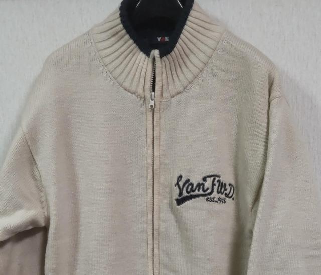 VANJAC★FWD★フルジップセーター●キルティング★L < 男性ファッション  VANJAC★FWD★フルジップセーター●キルティング★L < 男性ファッションの