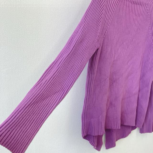 良品 &.NOSTALGIA バックスリットボトルネックリブニット M-L < 女性ファッション 良品 &.NOSTALGIA バックスリットボトルネックリブニット M-L < 女性ファッションの