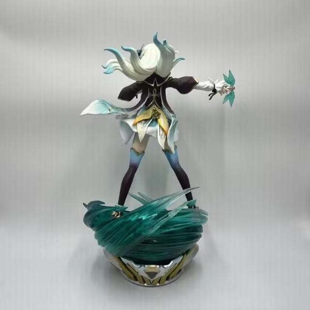 �l�C�I�X�X���A�j���Q�[���w����F�X�^�[���C���x�u�z�^���v�̃t�B�M���A  �� �z�r�[�� 