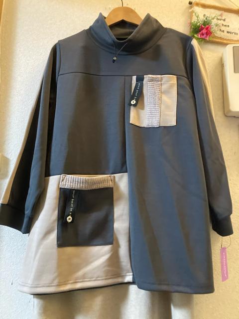 L〜LL新品グレー&ベージュスポーティカットソー < 女性ファッション L〜LL新品グレー&ベージュスポーティカットソー < 女性ファッションの