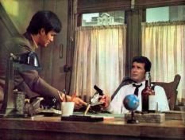 VHSwT}[Ein킢xႫu[XE[o  CD/DVD/rfI 