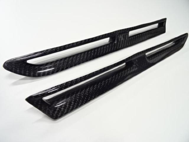 日産 リアル カーボン フェンダーダクト R35 GT−R GTR < 自動車/バイク 日産 リアル カーボン フェンダーダクト R35 GT−R GTR < 自動車/バイク