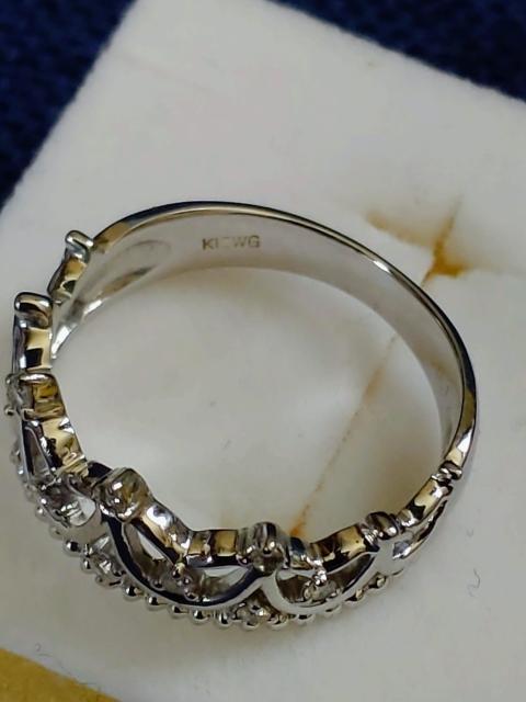 送料無料 未使用 刻印あり】K10WG ダイヤモンド0.10ct 9号 ティアラ リング 指輪 < 女性アクセサリー/時計 送料無料 未使用 刻印あり】K10WG ダイヤモンド0.10ct 9号 ティアラ リング 指輪 < 女性アクセサリー/時計の