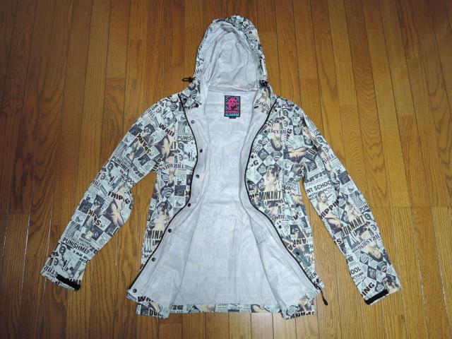 HYSTERIC GLAMOUR ヒステリックグラマー 薄手 マウンテンパーカー ナイロン ジャケット S マルチガール総柄フォト < ブランド  HYSTERIC GLAMOUR ヒステリックグラマー 薄手 マウンテンパーカー ナイロン ジャケット S マルチガール総柄フォト < ブランドの