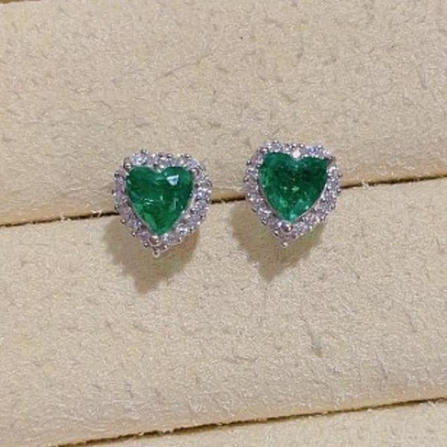 ハート型 天然エメラルド ピアス 100%天然 アクセサリー カラーストーン Yu_5392 < 女性アクセサリー/時計 ハート型 天然エメラルド ピアス 100%天然 アクセサリー カラーストーン Yu_5392 < 女性アクセサリー/時計の
