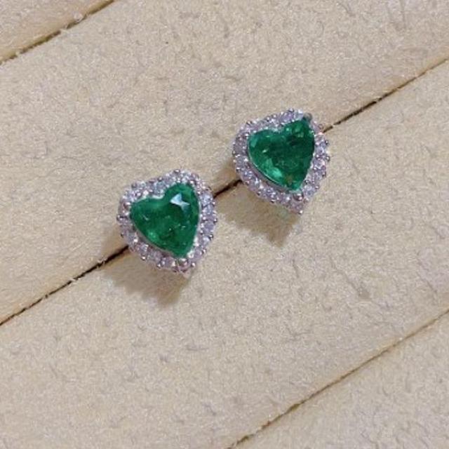 ハート型 天然エメラルド ピアス 100%天然 アクセサリー カラーストーン Yu_5392 < 女性アクセサリー/時計 ハート型 天然エメラルド ピアス 100%天然 アクセサリー カラーストーン Yu_5392 < 女性アクセサリー/時計の