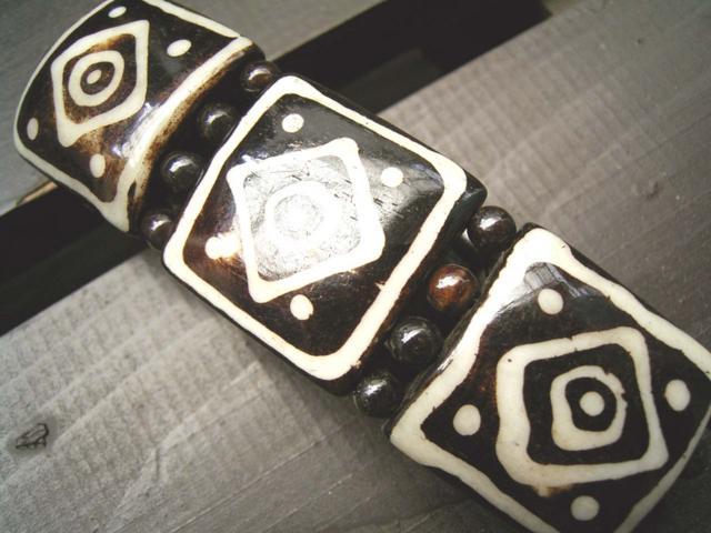 バッファローボーンブレスレット*12 アジアン < 女性アクセサリー/時計 バッファローボーンブレスレット*12 アジアン < 女性アクセサリー/時計の