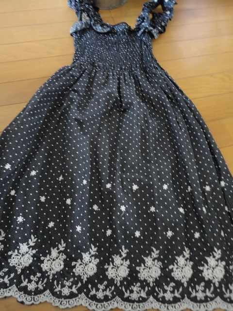 紺色ベース&水玉&刺繍デザインミニ丈ワンピ < 女性ファッション 紺色ベース&水玉&刺繍デザインミニ丈ワンピ < 女性ファッションの