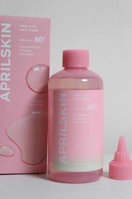 APRILSKIN�i�G�C�v�����X�L���j�s���N�A���G�r�^�g�i�[ 