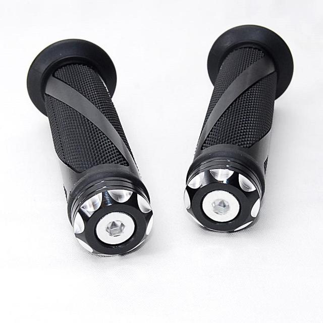 バイク カスタム トルネード ハンドルグリップ ブラック アルミ 左右セット 原付 オートバイ ビッグスクーター 汎用 グリップ < 自動車/バイク バイク カスタム トルネード ハンドルグリップ ブラック アルミ 左右セット 原付 オートバイ ビッグスクーター 汎用 グリップ < 自動車/バイク