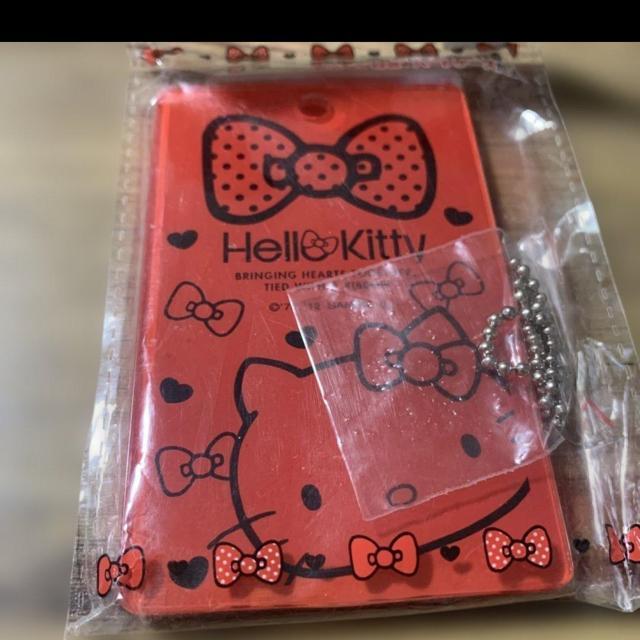ハローキティ★レトロ☆プラスチックカードケース☆リボンデザイン。2012 < おもちゃ  ハローキティ★レトロ☆プラスチックカードケース☆リボンデザイン。2012 < おもちゃの