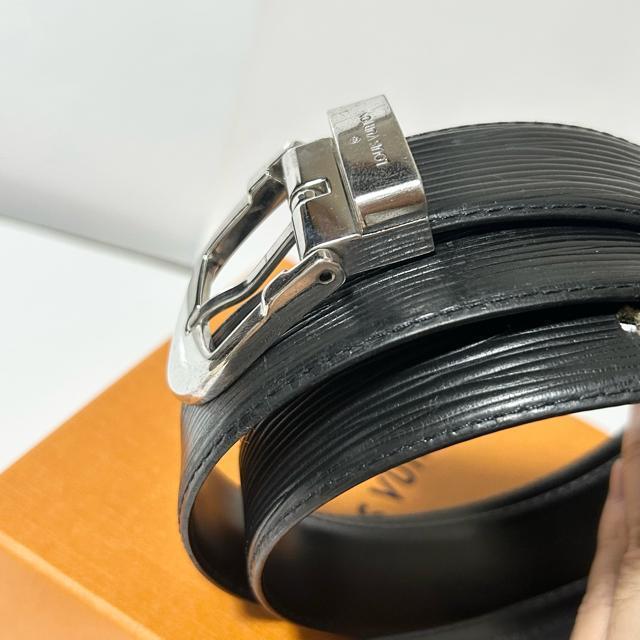 LOUIS VUITTON ルイヴィトン Lサイズ エピ サンチュール ベルト VI0020 シルバー金具 ブラック < ブランド LOUIS VUITTON ルイヴィトン Lサイズ エピ サンチュール ベルト VI0020 シルバー金具 ブラック < ブランドの