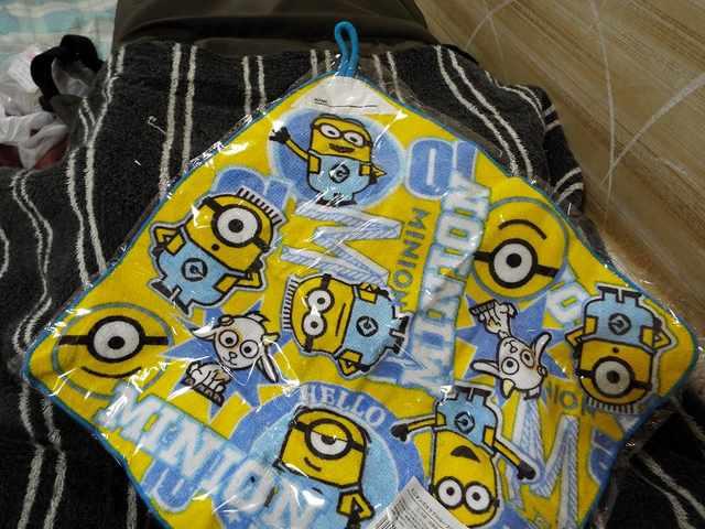 ミニオンズ 缶入りカラフルループタオル < アニメ/コミック/キャラクター  ミニオンズ 缶入りカラフルループタオル < アニメ/コミック/キャラクターの