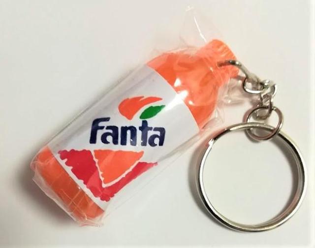 ミニチュア★キーホルダー★ファンタ★ペットボトル★ < 男性ファッション  ミニチュア★キーホルダー★ファンタ★ペットボトル★  < 男性ファッションの