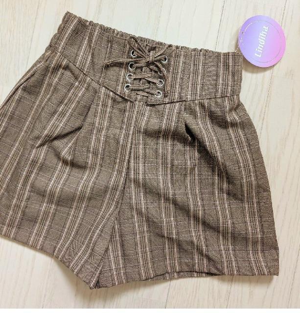 160★Lindiha★フロントレースアップ★チェックショートパンツ★新品★送料無料 < キッズ/ベビー  160★Lindiha★フロントレースアップ★チェックショートパンツ★新品★送料無料 < キッズ/ベビーの