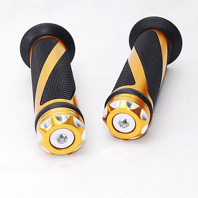 バイク カスタム トルネード ハンドルグリップ ゴールド アルミ 左右セット 原付 オートバイ ビッグスクーター 汎用 グリップ < 自動車/バイク バイク カスタム トルネード ハンドルグリップ ゴールド アルミ 左右セット 原付 オートバイ ビッグスクーター 汎用 グリップ < 自動車/バイク