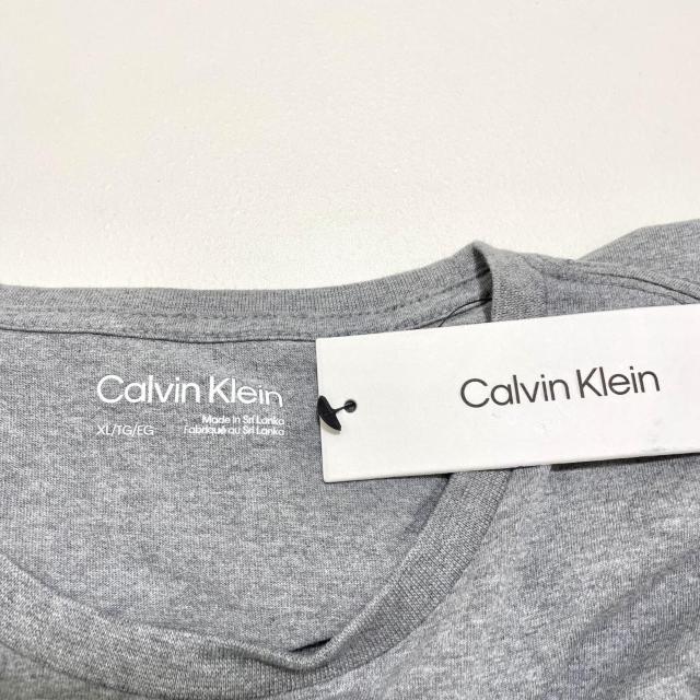 カルバンクライン Tシャツ XL 半袖 プリント ロゴ コットン メンズ グレー < 男性ファッション カルバンクライン Tシャツ XL 半袖 プリント ロゴ コットン メンズ グレー < 男性ファッションの