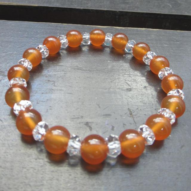 カーネリアンxカット水晶ブレスレット 天然石 パワーストーン < 女性アクセサリー/時計 カーネリアンxカット水晶ブレスレット 天然石 パワーストーン < 女性アクセサリー/時計の