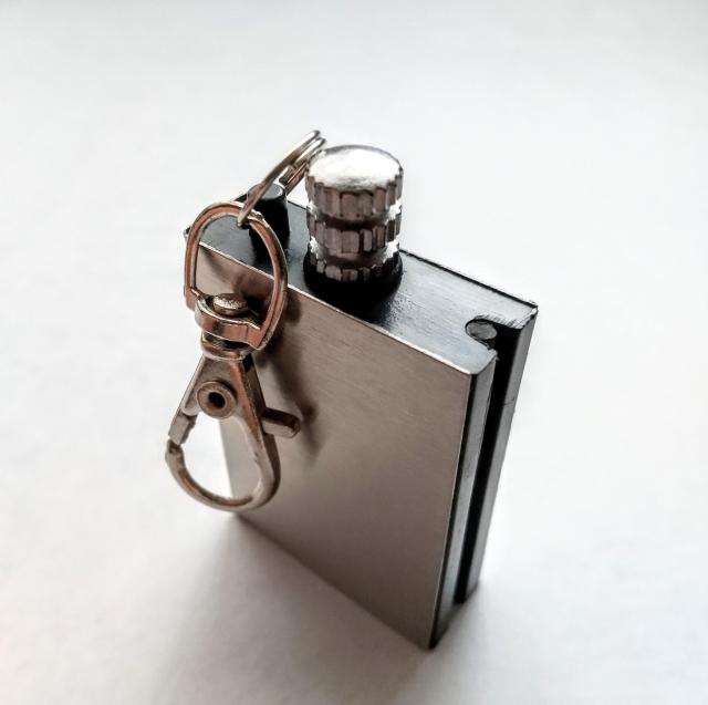 オイルマッチ パーマネントマッチ 棒式 オイルライター オイルを入れてご使用ください < 男性ファッション  オイルマッチ パーマネントマッチ 棒式 オイルライター オイルを入れてご使用ください < 男性ファッションの