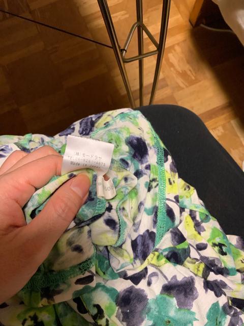 ◆モードラサ「花柄のAラインカットソー」フリーサイズ < 女性ファッション  ◆モードラサ「花柄のAラインカットソー」フリーサイズ < 女性ファッションの