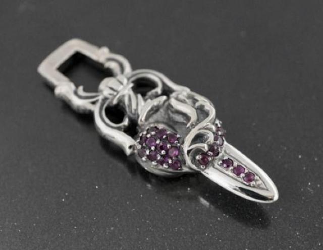 クロムハーツ/ダガーハートペンダント/ルビーパヴェ/新品加工/インボイス/CHROME HEARTS < ブランド  クロムハーツ/ダガーハートペンダント/ルビーパヴェ/新品加工/インボイス/CHROME HEARTS  < ブランドの