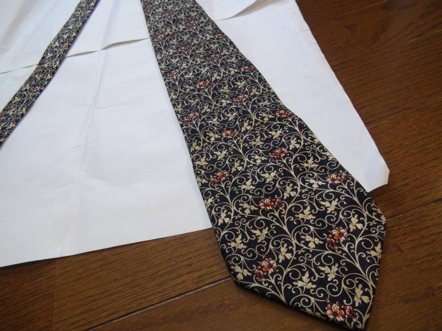 CLAUDIO VALENTINOのネクタイ シルク100%!。 < 男性ファッション CLAUDIO VALENTINOのネクタイ シルク100%!。 < 男性ファッションの