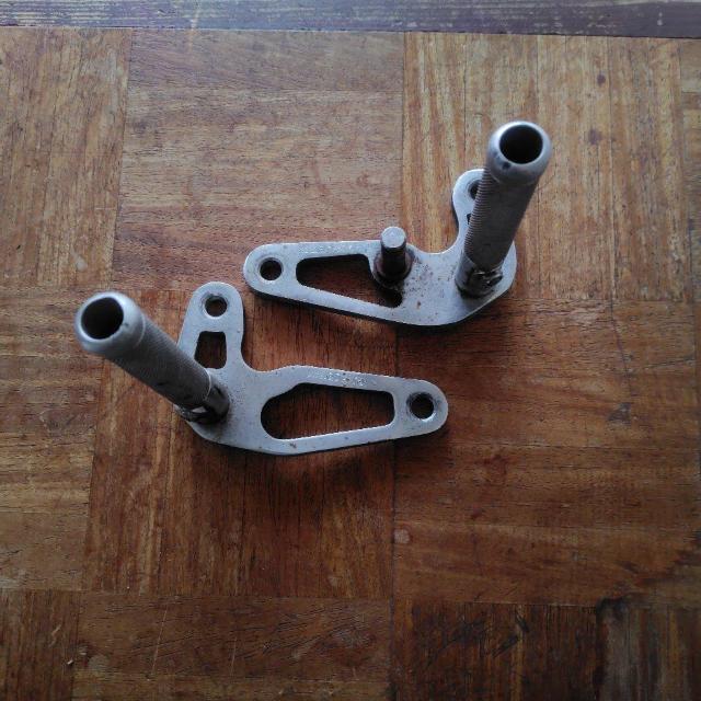 YAMAHA RZ250 4L3 マックレーン バックステップ ジャンク < 自動車/バイク YAMAHA RZ250 4L3 マックレーン バックステップ ジャンク < 自動車/バイク